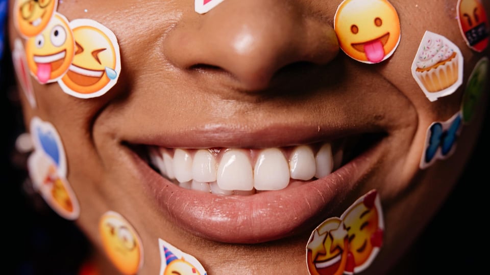 How To Use Emojis in Your Recruitment Marketing 🚀